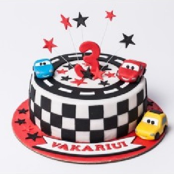 Vaikiškas tortas "Makvyno herojai"
