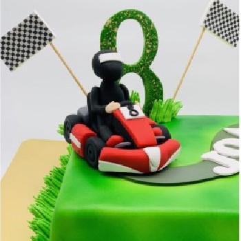 Vaikiškas tortas su kartingu