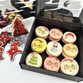 Kalėdiniai macarons