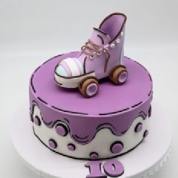 Vaikiškas tortas su riedučiais