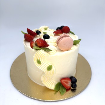 Tortas su uogomis