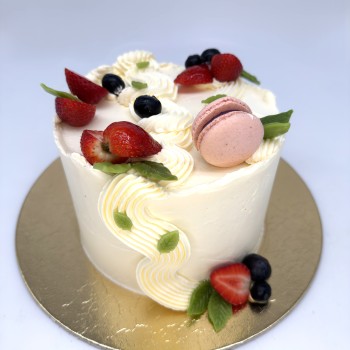 Tortas su uogomis
