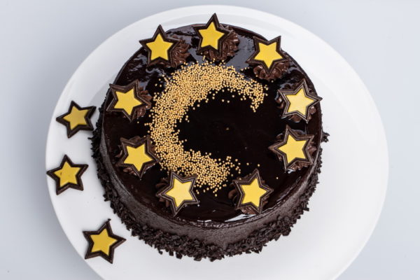"Naktelė" - sluoksniuotas šokoladinis tortas