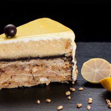 "Citrininis" - biskvitinis tortas su citrininiu kremu