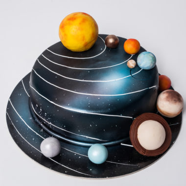 Vaikiškas tortas "Kosmosas"