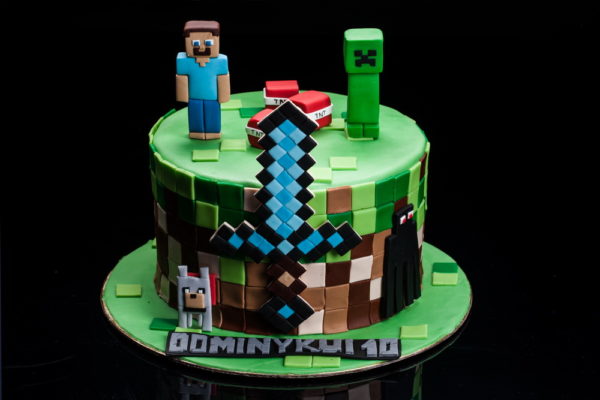 Vaikiškas tortas "Minecraft"