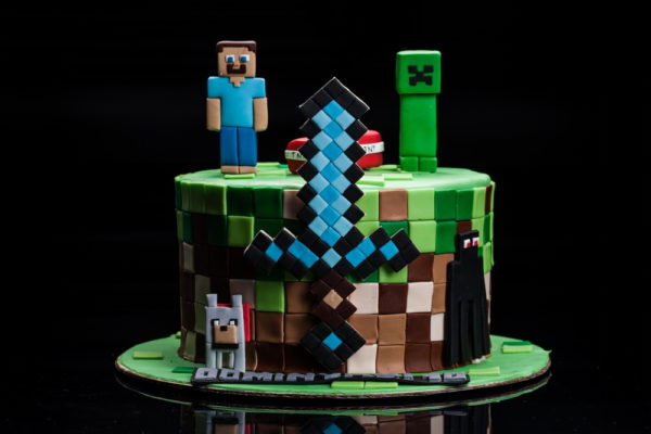 Vaikiškas tortas "Minecraft"