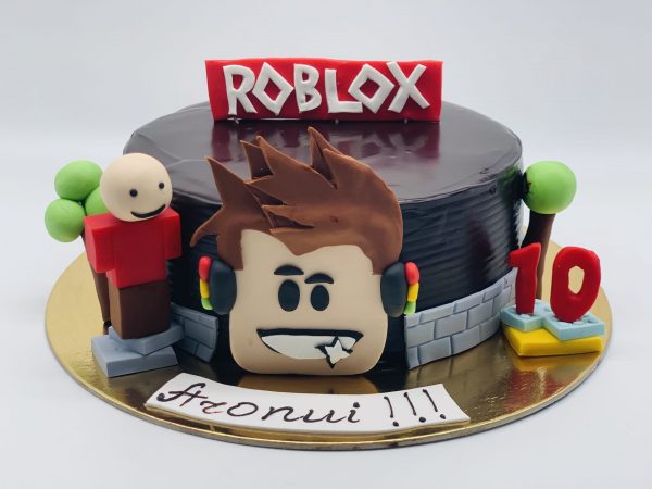 Vaikiškas tortas "Roblox"