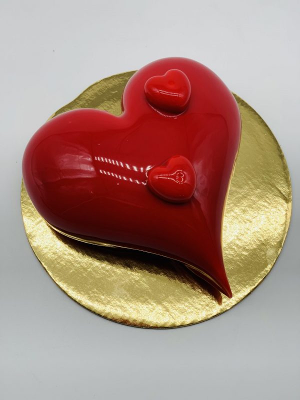 "Širdelė" - raudono veliūro tortas