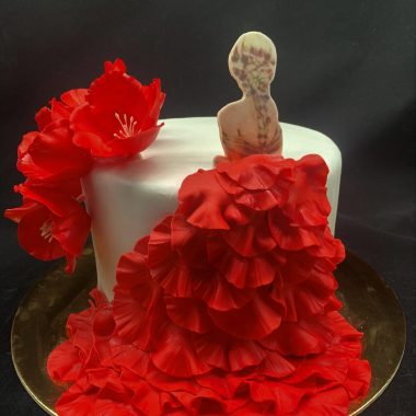 Jubiliejinis tortas Raudona suknelė